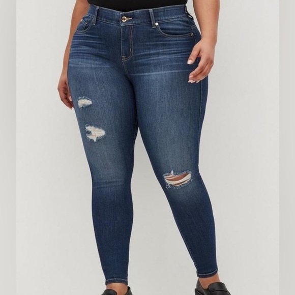 Torrid Bombshell Premium Stretch High-Rise Destructed Skinny Jeans, size 20R - Picture 2 of 14